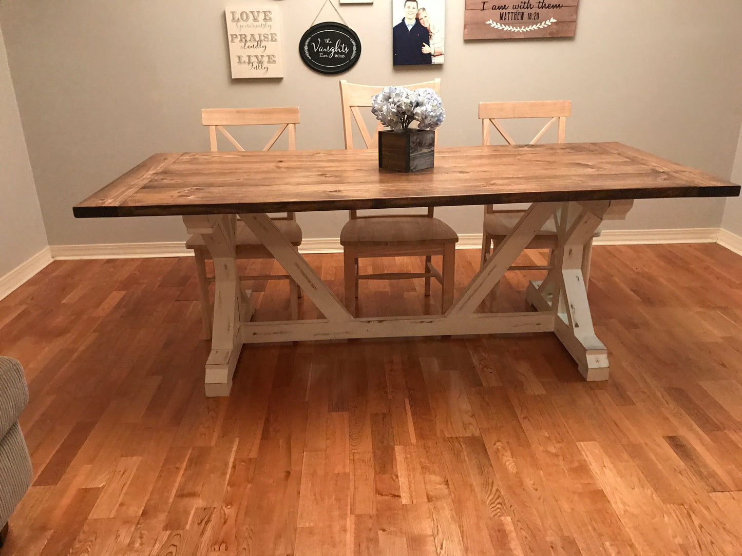 The Flynn Farmhouse Table