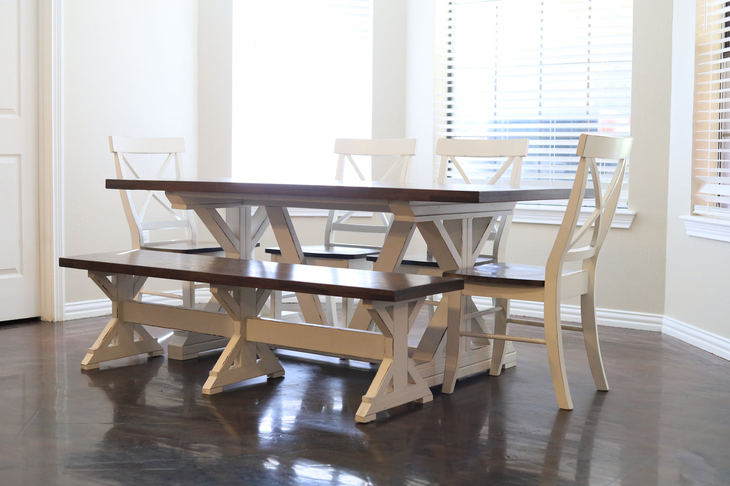 The Flynn Farmhouse Table