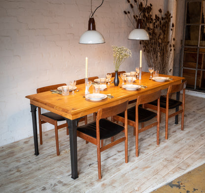 1920 Railway Table
